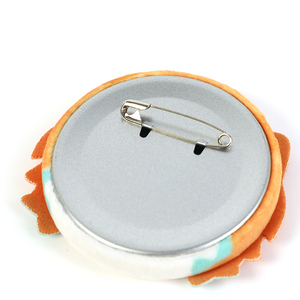 Fabrieksgroothandel metaal ambachtelijke knoopsbadges, op maat gemaakte logopins, ronde knopen 58mm/78mm op maat gemaakte 3D pluche kop knoopsbadges - Product Image 3
