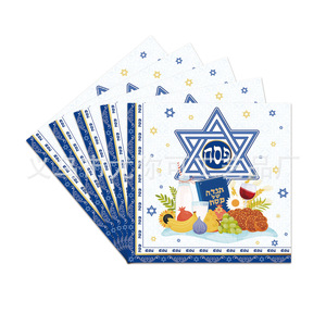 Ensemble de vaisselle jetable sur le thème de la Pâque : assiettes en papier, gobelets, serviettes, couverts pour les célébrations de la fête - Product Image 4