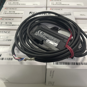 Connecteur M12 de type fibre optique 4 broches LR-WF10 LR-WF10C IP65 en zinc moulé sous pression blanc LED Original Nouveau Stock Japon - Product Image 2