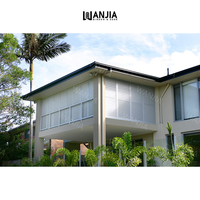 Fenêtre en aluminium à persiennes verticales fixes, design moderne, protection de la vie privée, intérieur