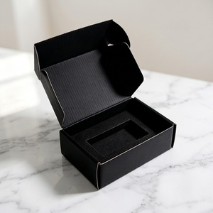 Caja de Cartón Corrugado Negra Ecológica Personalizada con Inserto de Espuma para Envío y Embalaje de Regalos - Product Image 1