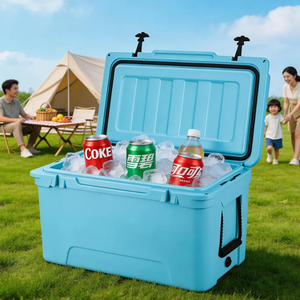Nevera Portátil Moderna de Plástico Rotomoldeado, 65QT, con Logotipo Personalizado, para Alimentos, Vino y Latas, para Exteriores - Product Image 1