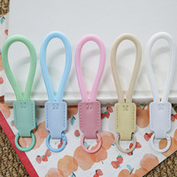 Cordon de poignet multicolore en nylon tressé avec languette en similicuir cousue et mini porte-clés en métal coloré, accessoire de sac pour clés