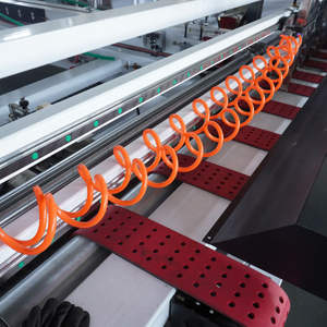 QZD Eenvoudig te bedienen vouwlijmmachine, golfkartonnen doosvormmachine, instelbare snelheid kartonnen lijmmachine - Product Image 2