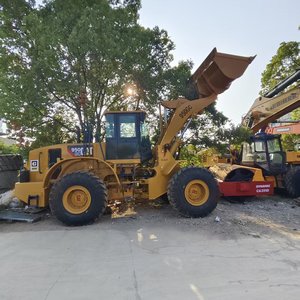 รถตักล้อยาง CAT 950gc 966H สภาพดี มือสองจากญี่ปุ่น / Cat966h Cat950h Caterpillar รถตักมือสอง 5 ตัน รถตักหน้า - Product Image 2