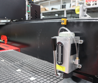 Machine de fraisage CNC industrielle 1325 1530 2030 2040 pour la fabrication de meubles et la gravure sur bois