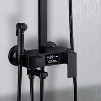 Robinet de salle de bain à affichage numérique Ensemble de système de douche Baignoire chaude et froide Ensemble de douche intelligent à 4 fonctions