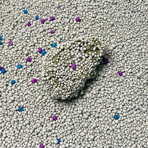 Fabrik Direkt verkauf 10l 5kg 10kg Klumpen Bentonit Katzenstreu Arena Para Gatos - Product Image 3