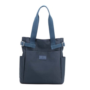 Bolso Tote Oxford Unisex Gris, Gran Capacidad, Impermeable, de Nailon, Casual, para el Trabajo, para Todas las Temporadas - Product Image 2
