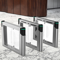 Systèmes de contrôle d'accès de tourniquet simple de conception de porte de barrière d'oscillation de porte principale d'acier inoxydable 304 pour des emplacements spécifiques