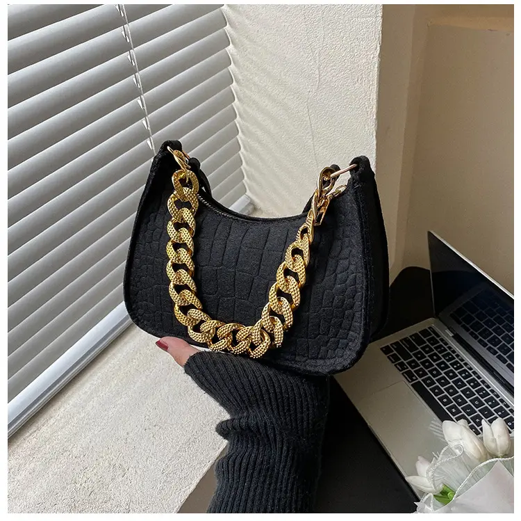 Summer new port style one shoulder armpit bag square leather sling women's messenger bags Korean handbags