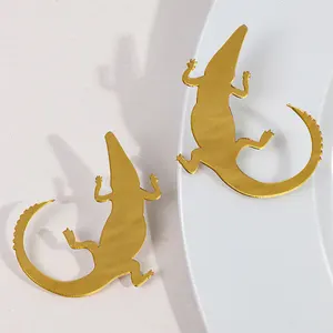 재미있는 창조적 인 새로운 만화 동물 귀여운 도마뱀 도마뱀 도마뱀 여성용 아크릴 거울 보석 맞춤형 악어 귀걸이