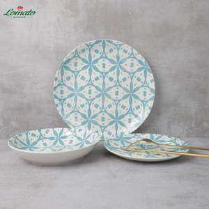 Prêt à expédier <span class=keywords><strong>12</strong></span> 18 pièces ensemble de tampographie d'assiettes profondes ensembles de <span class=keywords><strong>vaisselle</strong></span> en céramique de luxe en porcelaine pour 4 <span class=keywords><strong>personnes</strong></span> - Product Image 6