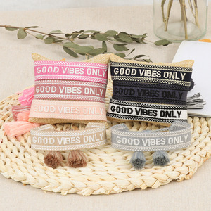 Nuevas Pulseras de Amistad Personalizadas con Letras Hechas a Mano, Borlas Trenzadas, Textos 3D Ajustables y Bordados en Tela - Product Image 3
