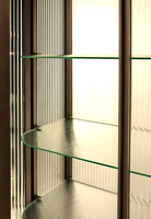 Vitrine moderne en verre