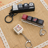 Gantungan Kunci Keycap Keyboard Kartun Custom Pabrik, Pola Anime yang Dapat Disesuaikan, Lucu, Pereda Stres, Ornamen Gantungan Tas yang Menyenangkan
