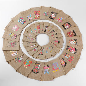 Nueva Bolsa de Regalo de Yute Reciclable y Personalizable con Diseño de Conejito de Pascua y Cierre de Cordón para Huevos de Pascua - Product Image 3