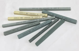 مصنع صيني بيع حجر الزيت اسطوانة محرك جلخ شحذ أحجار خلع الملابس - Product Image 4