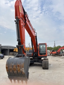 Excavadora sobre orugas <span class=keywords><strong>Doosan</strong></span> Dx225LCA original de 22 toneladas, excavadora hidráulica <span class=keywords><strong>Doosan</strong></span> usada de segunda mano en buenas condiciones a la venta - Product Image 2