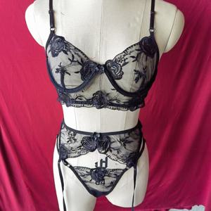 Ensemble de lingerie sexy, respirant et confortable, soutien-gorge 3/4 tasse en fil teint, ensemble push-up avec string - Product Image 6