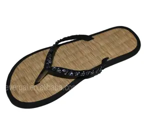 Sandali <span class=keywords><strong>infradito</strong></span> da uomo in <span class=keywords><strong>paglia</strong></span> di tendenza leggera moda <span class=keywords><strong>con</strong></span> ammortizzazione per le stagioni estive e primaverili/autunnali - Product Image 1