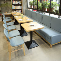 Canapé modulaire en tissu de style scandinave en bois clair avec table et chaises, lin bleu-gris pour café, librairie