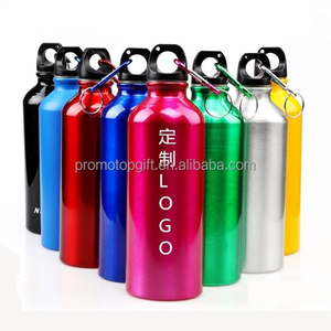 Promotional Custom Colorful Lightweight 20 Oz Reusable Aluminum Sports Water Bottle UV Printed 500ml 750ml Carabiner Cover