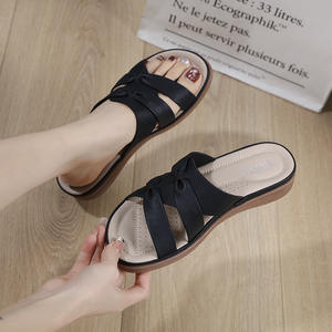 Nouvelles sandales compensées rétro confortables pour femme, collection Printemps 2026, légères, respirantes, avec tige en PU et doublure en cuir, grandes tailles - Product Image 3