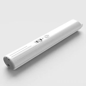 ไฟฉาย LED แรงดันสูง ABS IP54 กันน้ำ ป้องกันสุนัข ป้องกันไฟฟ้ากระชาก ใช้แบตเตอรี่ 18650 ชาร์จได้ ขนาดกะทัดรัด ระยะส่องไกล 200 เมตร - Product Image 1