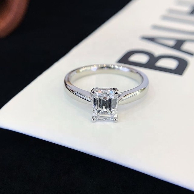 PT950 Platinum Lab Diamond Ring Emerald Cut 2ct IGI Solitaire Ring for Wedding