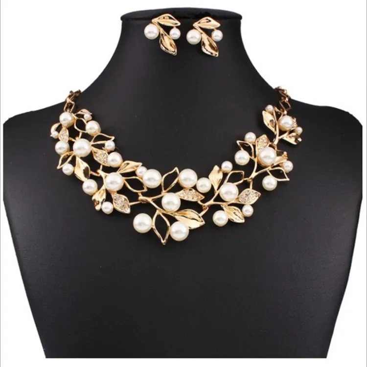 Conjunto de collar y pendientes de diamante con perlas para mujer, joyería nupcial, colgante, collar de aleación, gran oferta