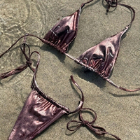 Fabricant OEM – Maillot de bain bikini micro string triangulaire métallisé brillant, personnalisé, écologique, avec liens sur les côtés, style coquin, pour la plage