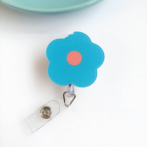 Atacado Barato: Porta-Crachá Retrátil de Acrílico Personalizado com Flor para Enfermeiras e Clipes de Crachá - Product Image 2
