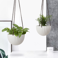 Pot de fleur en céramique nordique moderne pour la maison Pot de plante suspendu pour la décoration de jardin ou de balcon