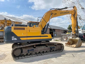 Excavatrice sur chenilles multifonctionnelle d'origine coréenne d'occasion Hyundai HX220HD Moteur Yanmar Haute efficacité Bon roulement de pompe - Product Image 4
