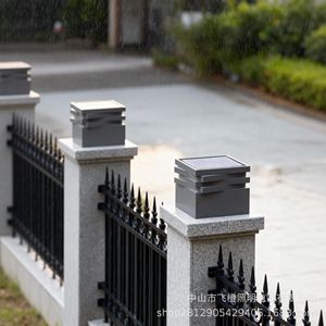 Lampes solaires modernes en acier inoxydable pour portail extérieur, lampes murales pour patio et villa - Product Image 1