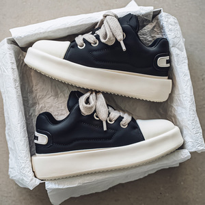 Scarpe da uomo primaverili con suola spessa e punta arrotondata, scarpe casual da ragazzo, scarpe nere di tendenza di nicchia - Product Image 4