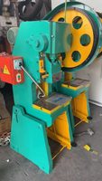 Machine à poinçonner les trous de type C en métal J23-125T