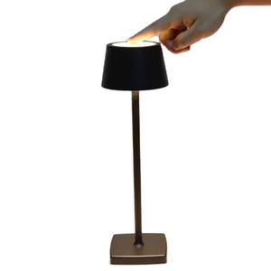 Lámpara de Mesa LED Recargable, Portátil, Inalámbrica, de Metal, de Lujo, para Decoración del Hogar, Venta al Por Mayor - Product Image 2