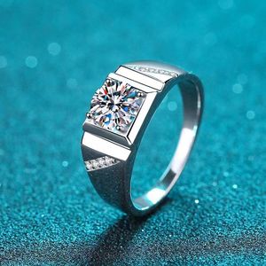 Anello spirituale in argento <span class=keywords><strong>Sterling</strong></span> S925 con diamante da uomo intarsiato con 2.0ct VVS moissanite fashion light luxury feding ring - Product Image 4