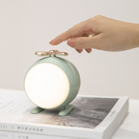 Vente en gros de petite veilleuse mignonne bon marché pour cadeau de bébé et enfant, veilleuse à DEL en forme d'avion à chargement USB