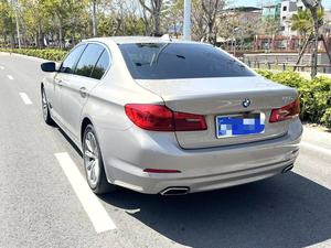 <span class=keywords><strong>BMW</strong></span> <span class=keywords><strong>Serie</strong></span> <span class=keywords><strong>5</strong></span> Sedán <span class=keywords><strong>2018</strong></span> Usado en Buen Estado, Interior Gris, Gasolina, Exportado de China - Product Image 6