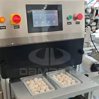 Scelleuse de barquettes industrielle semi-automatique 220V 380V à 4 cavités pour sandwichs, gâteaux, caramel et pop-corn