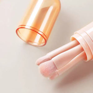 Mini brocha <span class=keywords><strong>de</strong></span> maquillaje 4 en 1, nuevo estilo, brochas <span class=keywords><strong>de</strong></span> viaje <span class=keywords><strong>de</strong></span> fantasía, extensión <span class=keywords><strong>de</strong></span> polvo <span class=keywords><strong>de</strong></span> sombra <span class=keywords><strong>de</strong></span> ojos reutilizable para aplicación <span class=keywords><strong>de</strong></span> ojos faciales - Product Image 6