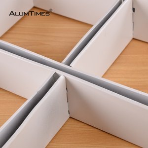 Panneaux de plafond en maille à cellules ouvertes Alumtimes, art <span class=keywords><strong>d</strong></span>écoratif 3D, dalles de plafond ignifuges pour la construction de maisons, utilisation intérieure - Product Image 5