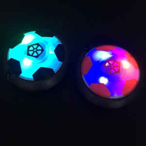 Balón de Fútbol Flotante Eléctrico Iluminado de 11.5 cm con Luz Intermitente y Cojín de Aire, Juguete para Niños y Adultos, Juego en Interiores - Product Image 1