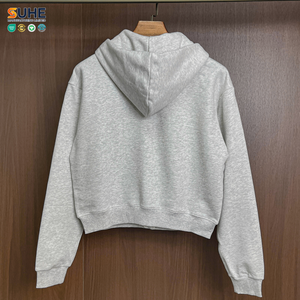 Sweat-shirt pour femme SUHE OEM ODM anti-rétrécissement avec logo frontal, coupe courte, fermeture éclair intégrale, poche kangourou et ourlet côtelé - Product Image 5