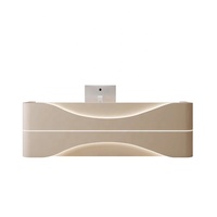 Bureau de réception moderne en bois minimaliste de luxe pour salon de beauté, spa, boutique, hôtel, gymnase, école, hôpital et centre commercial