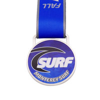 Médaille en métal de conception d'usine de haute qualité moulage sous pression impression ruban Chroma personnalisé sport course surf Souvenir porte-médaille