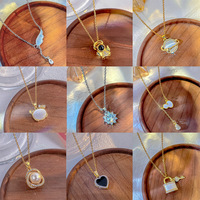 XL051 Vente en Gros Accessoires Haut de Gamme Collier Femme Amour Acier Inoxydable Bijoux Coquillage Naturel Trèfle